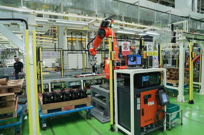 5G機(jī)械臂在美的泰國(guó)工廠的應(yīng)用與網(wǎng)絡(luò)技術(shù)開(kāi)發(fā)展望